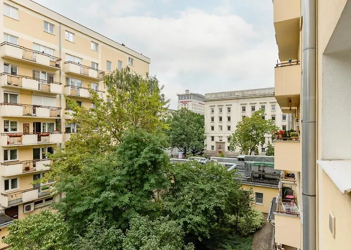 Center Zurawia By Renters Apartman