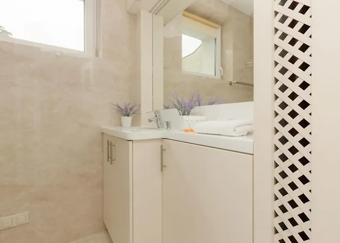 Center Zurawia By Renters Apartman